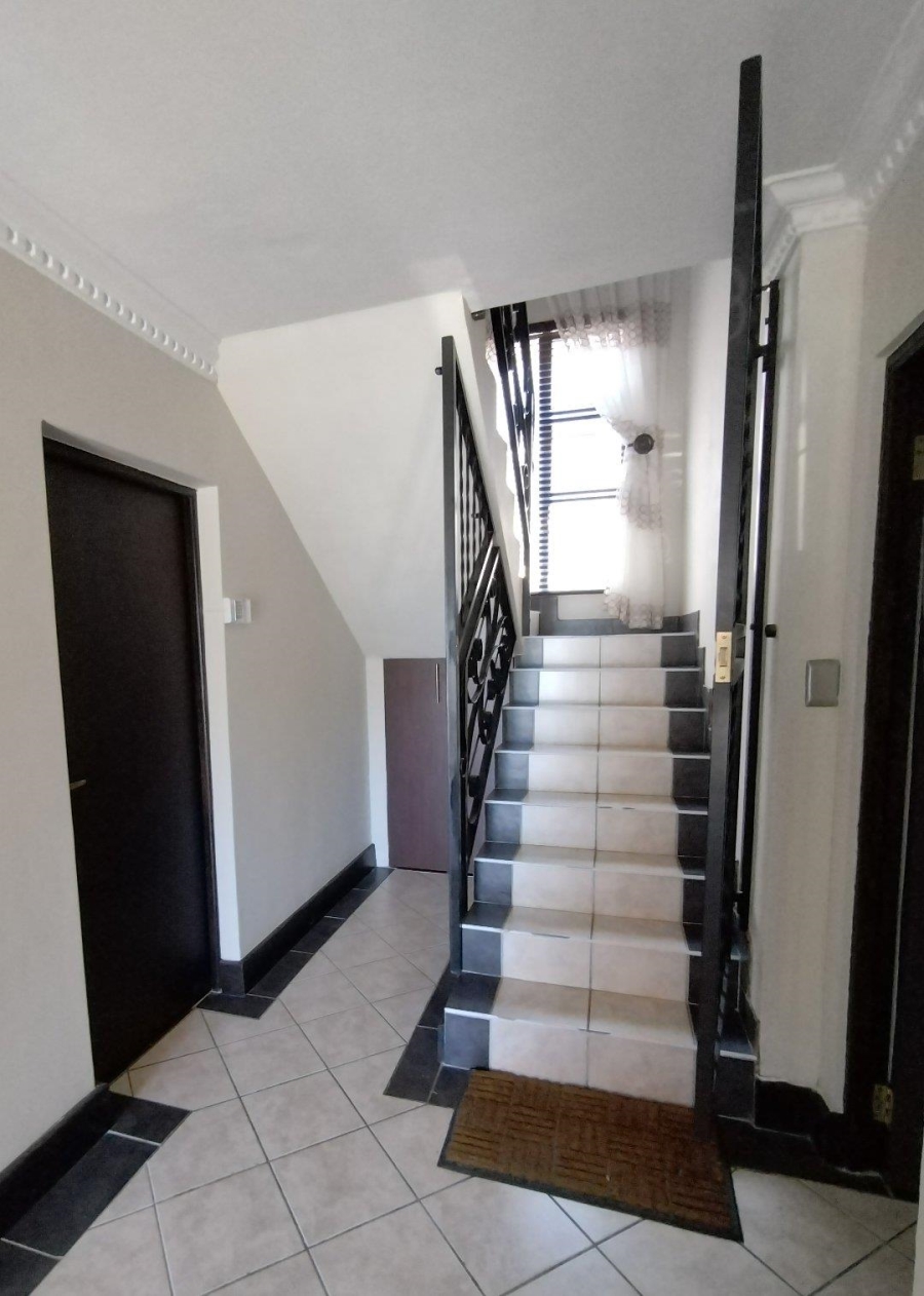 3 Bedroom Property for Sale in Jeffreys Bay Central Eastern Cape